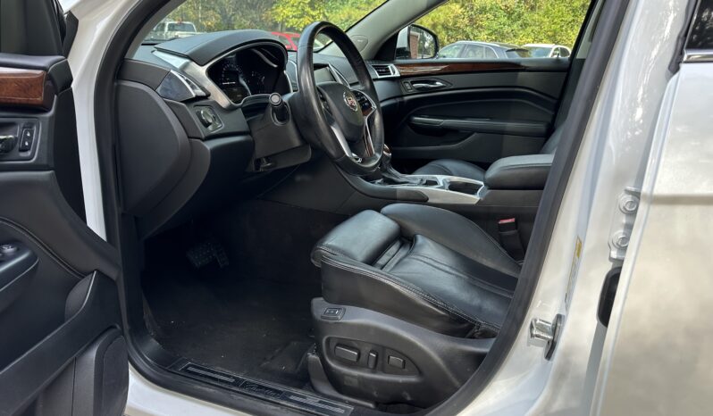 
								2015 Cadillac srx Luxury Collection full									