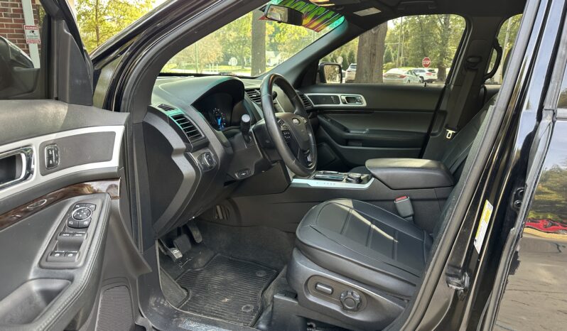 
								2016 Ford Explorer full									
