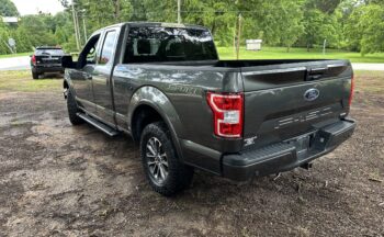 2018 Ford F150 Supercrew cab XLT Pickup 4D 5 1/2 ft