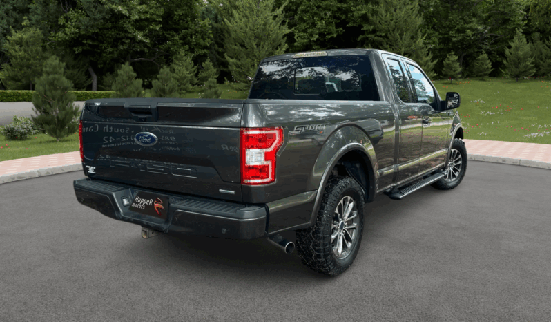 2018 Ford F150 Supercrew cab XLT Pickup 4D 5 1/2 ft