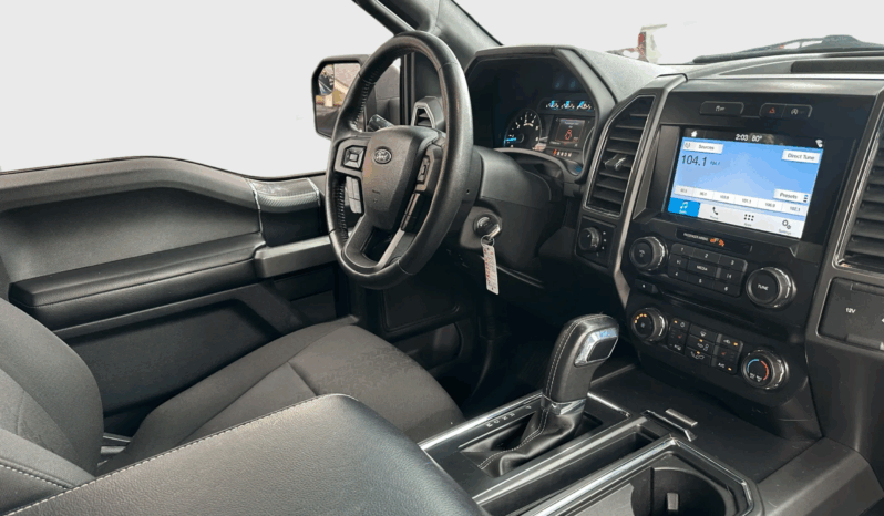 
								2018 Ford F150 Supercrew cab XLT Pickup 4D 5 1/2 ft full									