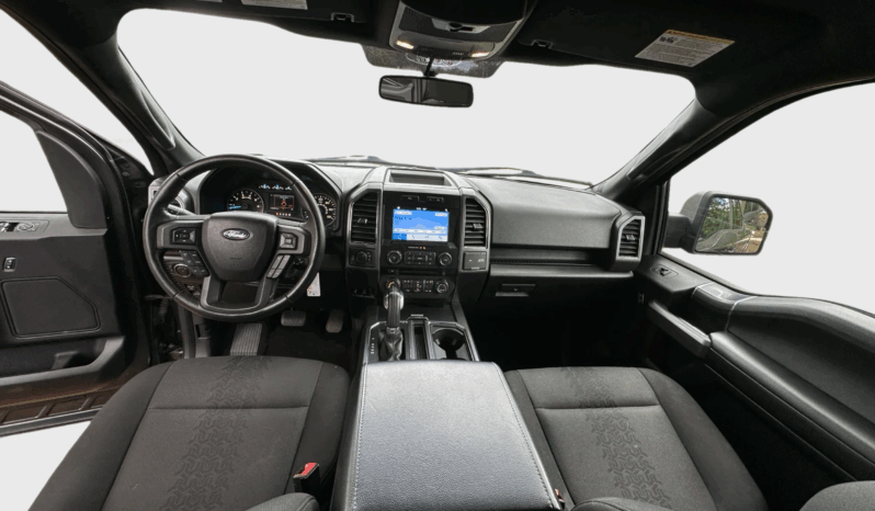 
								2018 Ford F150 Supercrew cab XLT Pickup 4D 5 1/2 ft full									