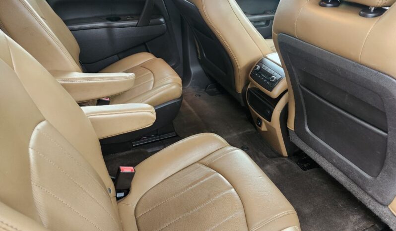 
								2017 Buick Enclave Essence full									