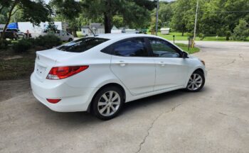 2014 Hyundai Accent GLS Sedan