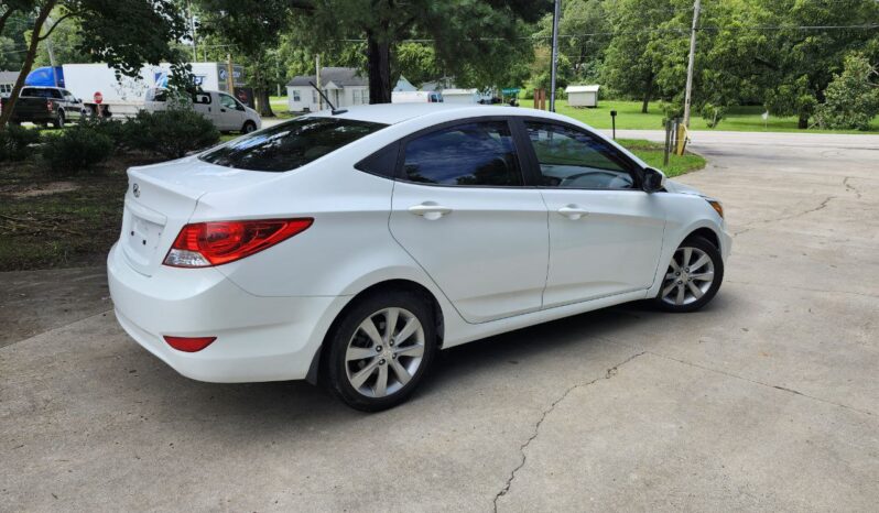 2014 Hyundai Accent GLS Sedan