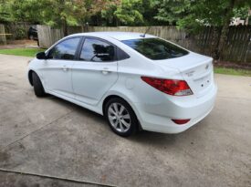 2014 Hyundai Accent GLS Sedan